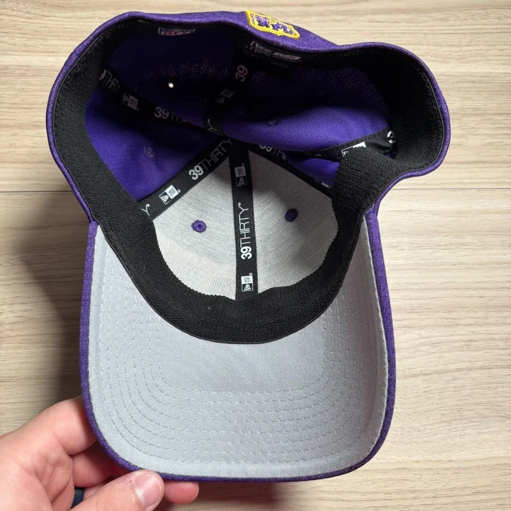 New Era Minnesota Vikings Hat Mens L/XL Purple Exc 39THIRTY Stretch Fit NFL